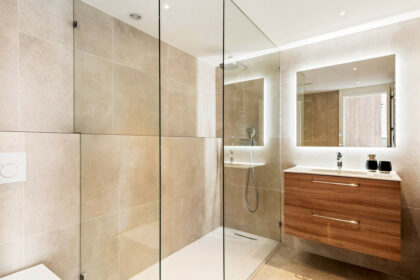 98f12f73732a249018384fcd1cab001d - 22