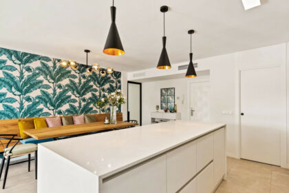 98f12f73732a249018384fcd1cab001d - 9