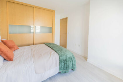 9906ea77dd983d25041e2688c0ca090e - 33