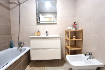 997906937e9eb5b43e3839c7645a9e30 - 9