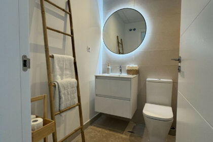 9993758924da6d298f335fadc5b9a17d - 16