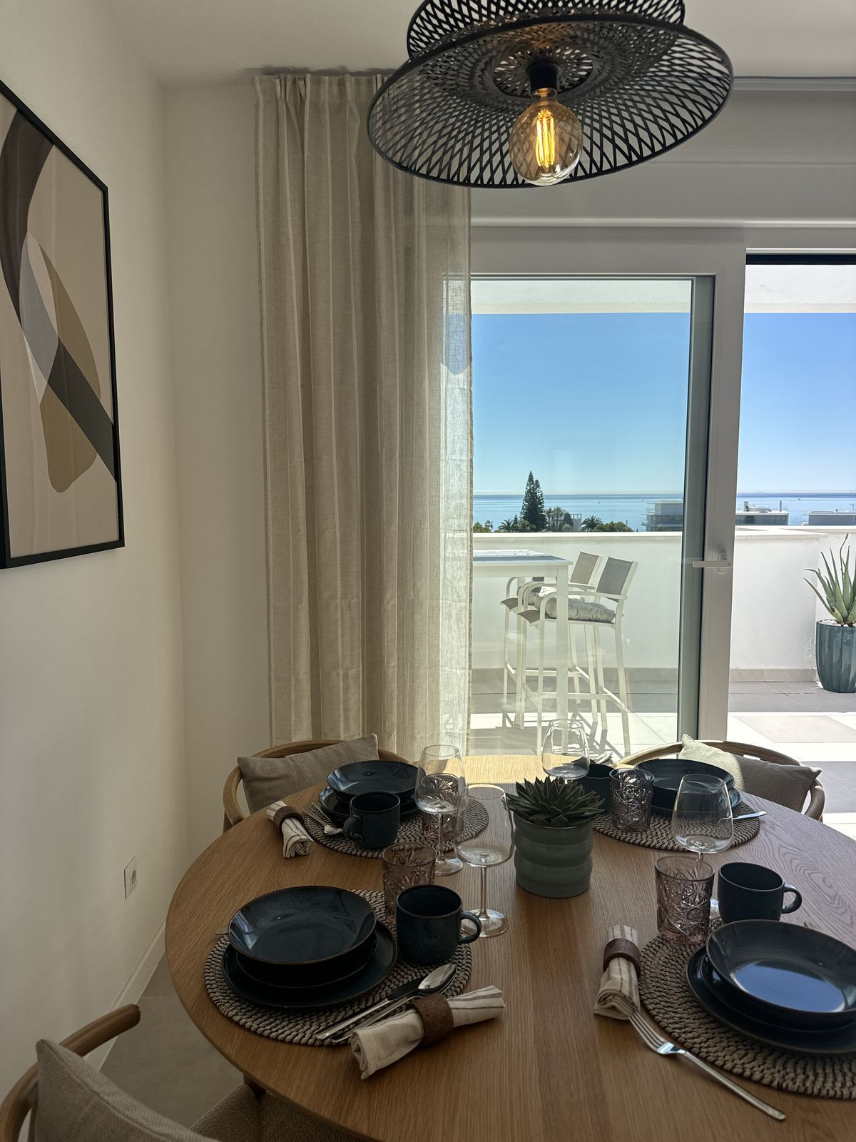 9993758924da6d298f335fadc5b9a17d - 8