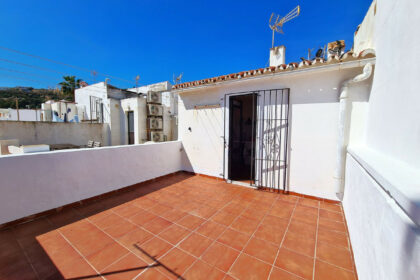 99b01d6b9411b39ef2147d002f6881d2 - 42