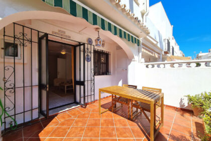 99b01d6b9411b39ef2147d002f6881d2 - 9