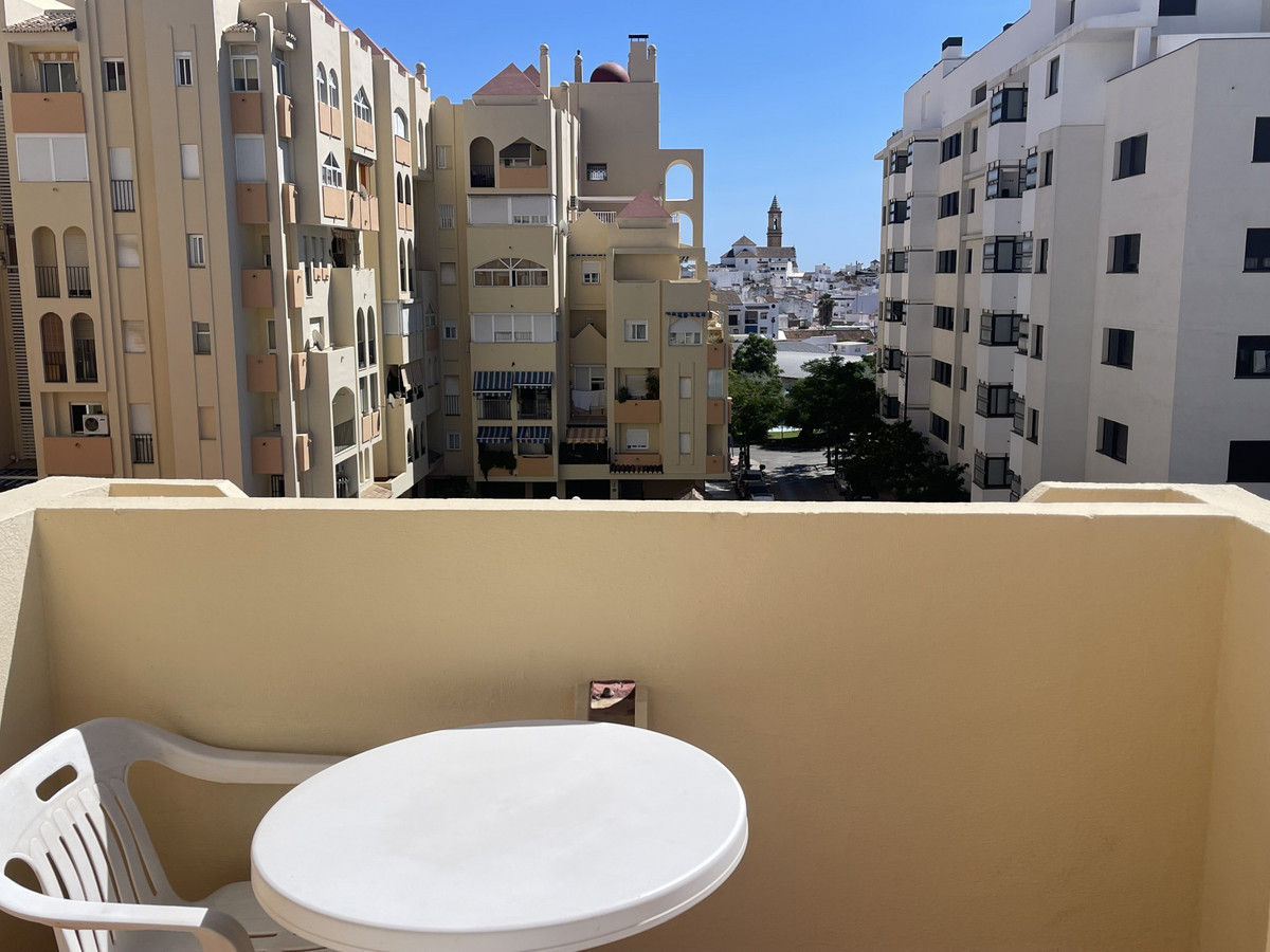 99fc01324461de5ba77a7c416fc2b036 - 22