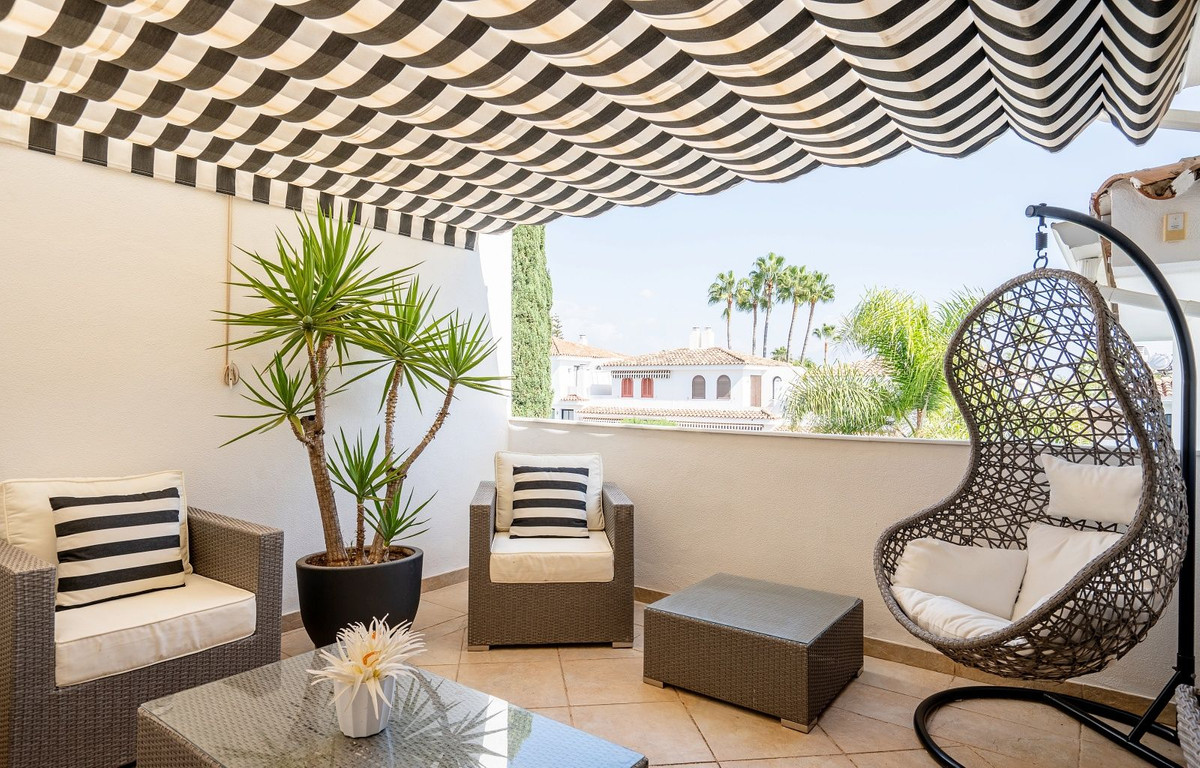 9a23957751adeadc8b5e2ff3e3f0c8d0 - 11