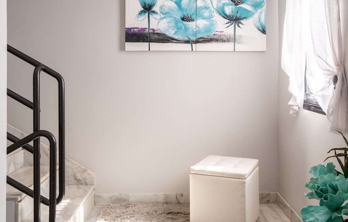 9a23957751adeadc8b5e2ff3e3f0c8d0 - 13