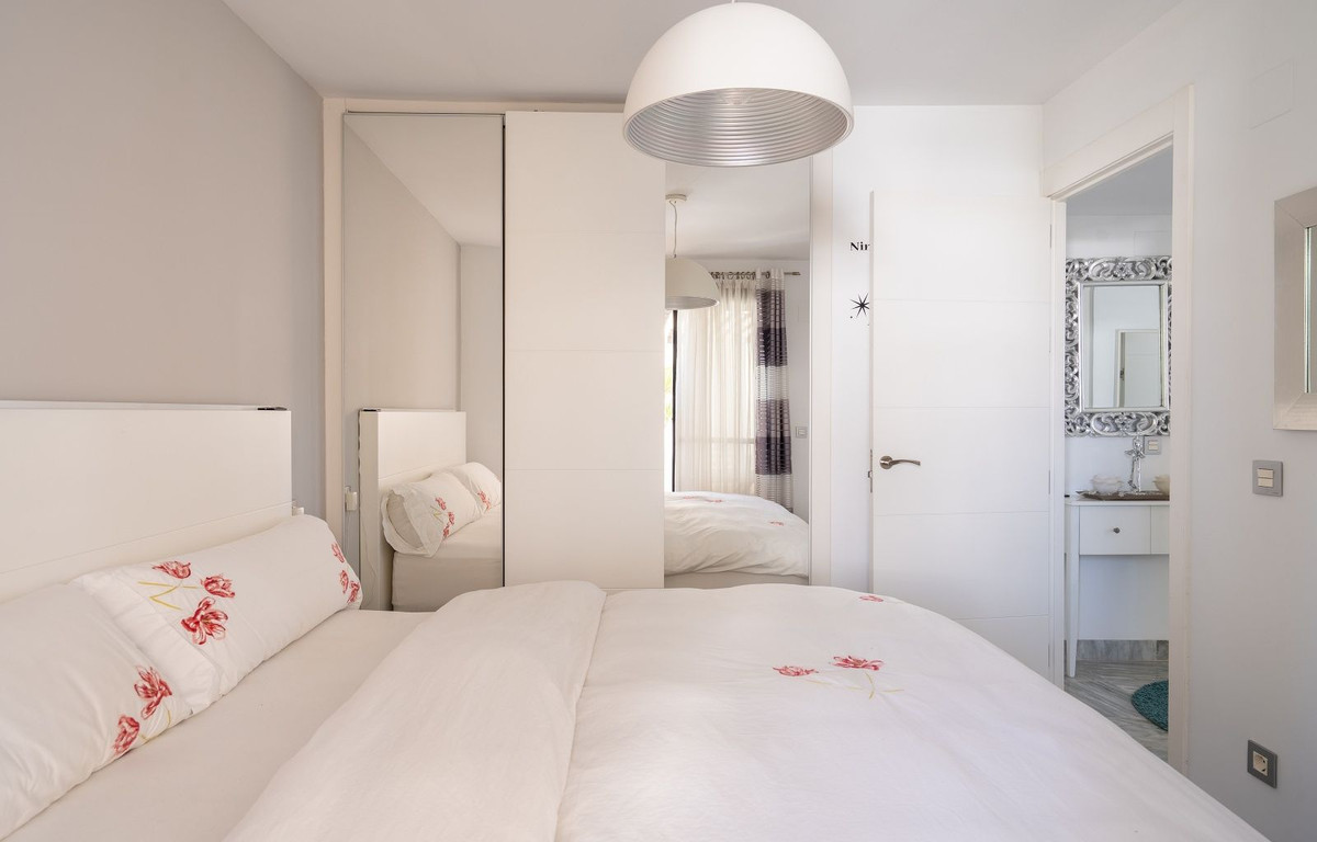 9a23957751adeadc8b5e2ff3e3f0c8d0 - 20