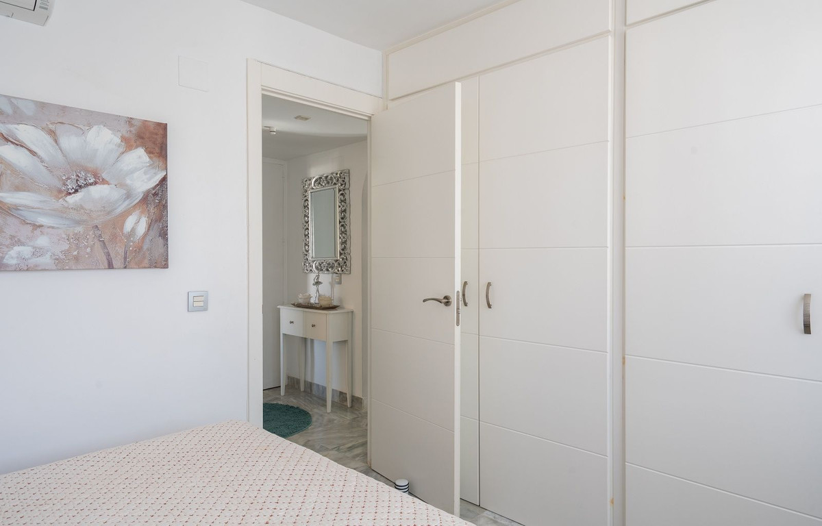 9a23957751adeadc8b5e2ff3e3f0c8d0 - 24