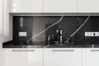 9a23957751adeadc8b5e2ff3e3f0c8d0 - 7