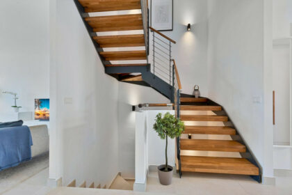 9ab61e68509795c2d2152319d8af9476 - 12