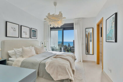 9ab61e68509795c2d2152319d8af9476 - 17