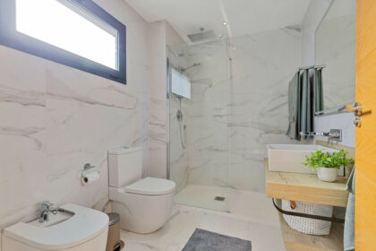 9ab61e68509795c2d2152319d8af9476 - 20