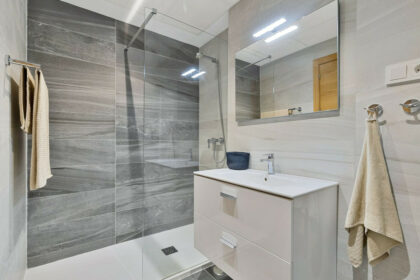 9ab61e68509795c2d2152319d8af9476 - 24