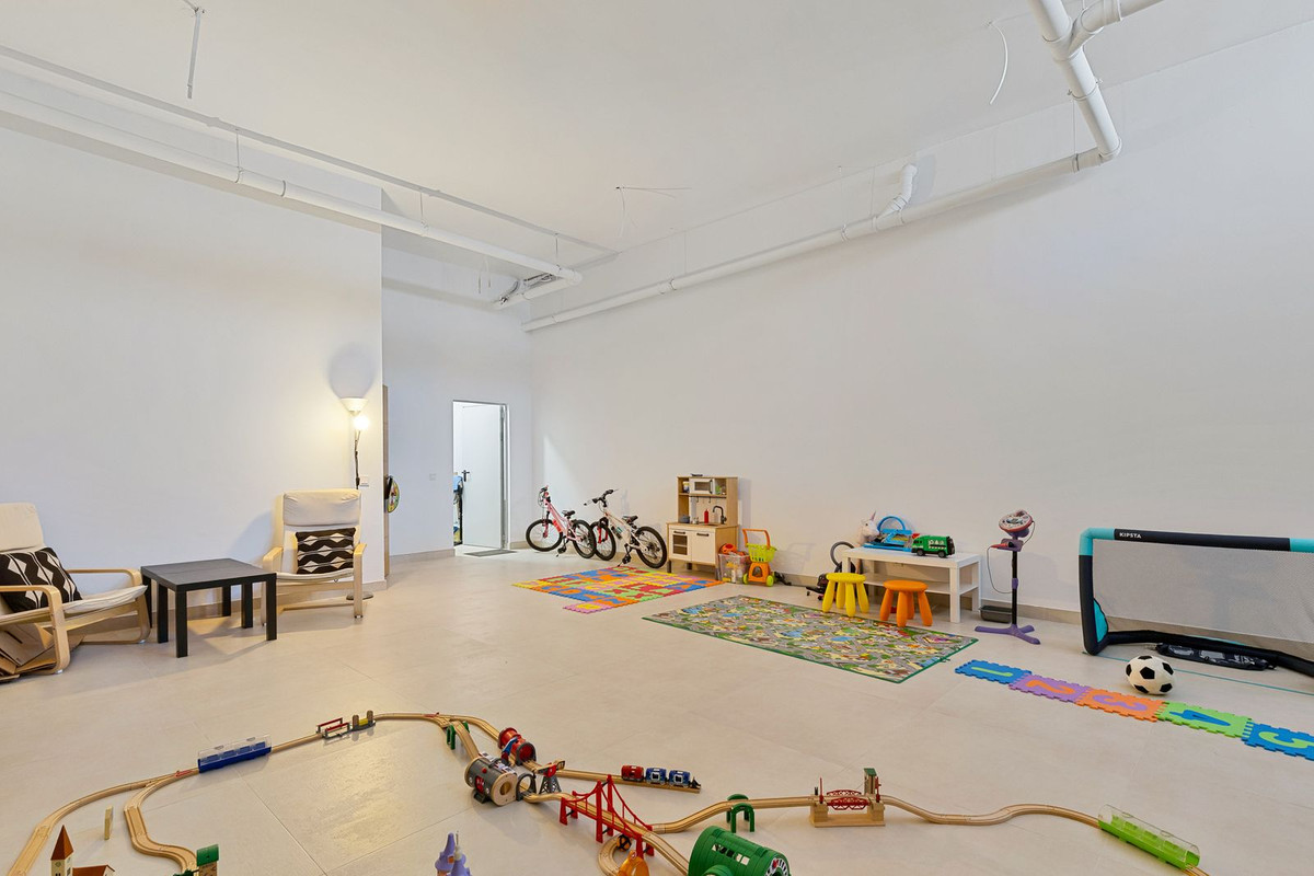 9ab61e68509795c2d2152319d8af9476 - 26