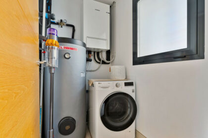 9ab61e68509795c2d2152319d8af9476 - 28