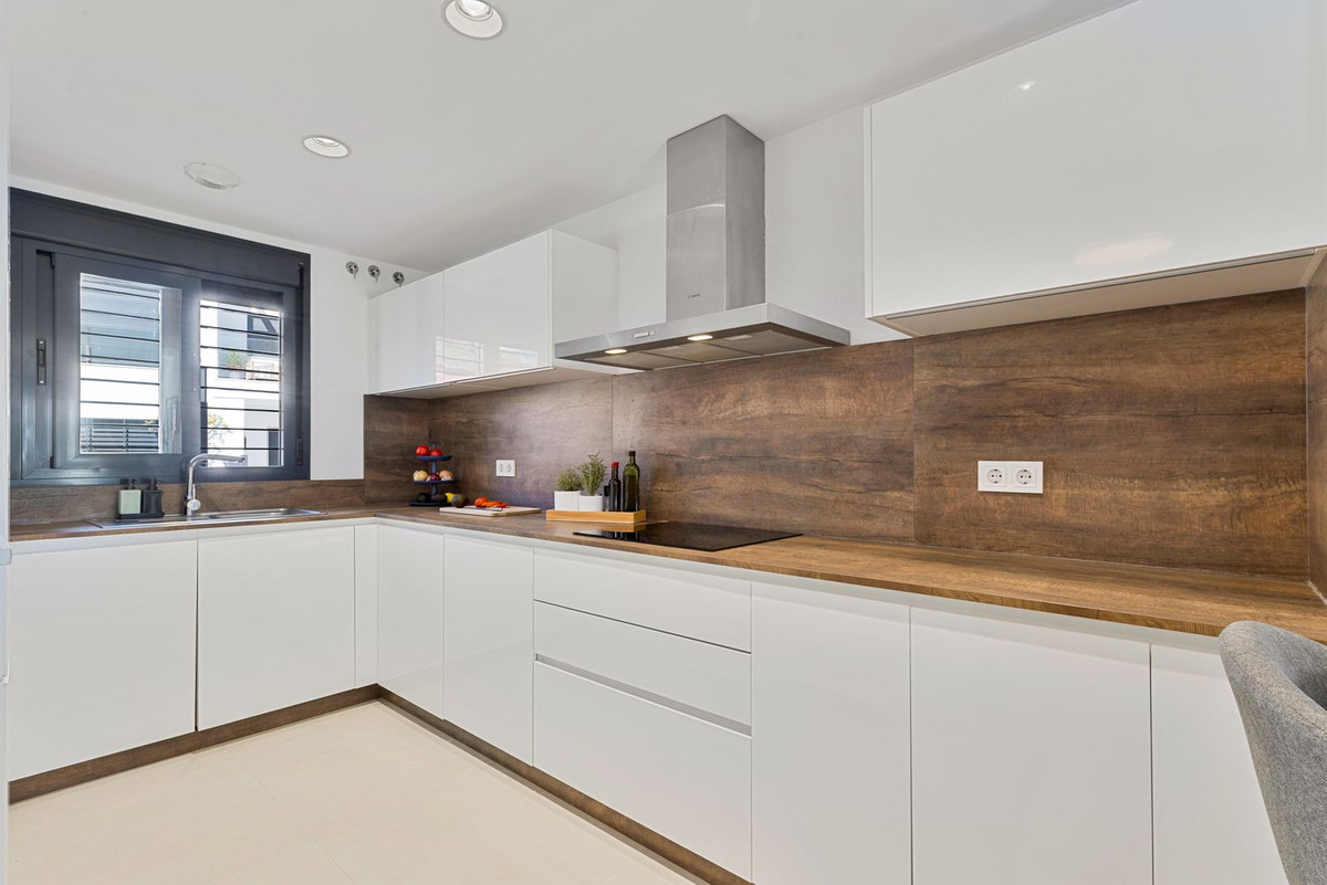 9ab61e68509795c2d2152319d8af9476 - 7