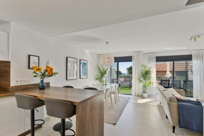 9ab61e68509795c2d2152319d8af9476 - 9