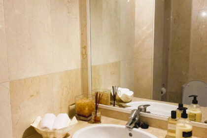 9b61f4d22c570f611ff3ebc00728dce9 - 19