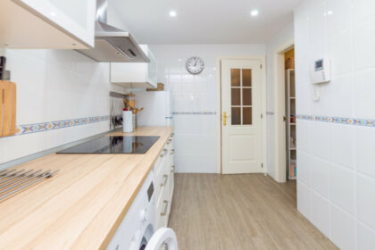 9ba02e657ea4c2703df36bf00cf8c385 - 14