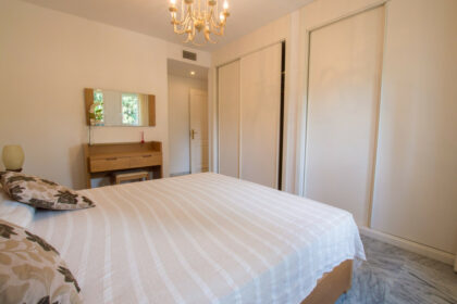 9ba02e657ea4c2703df36bf00cf8c385 - 16