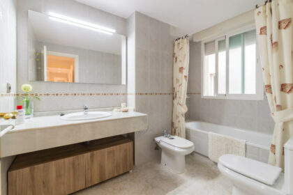 9ba02e657ea4c2703df36bf00cf8c385 - 21