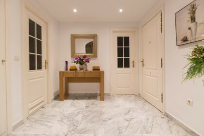 9ba02e657ea4c2703df36bf00cf8c385 - 23