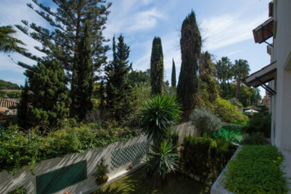 9ba02e657ea4c2703df36bf00cf8c385 - 26