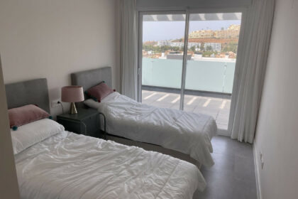 9c217d3d8997789d36fbe5586180440f - 8