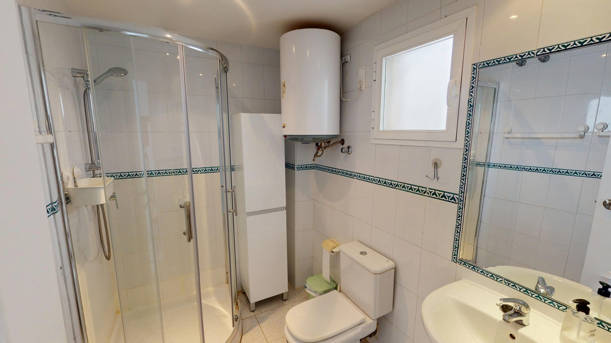 9ccf60f0385178fd6393351141e0e439 - 14