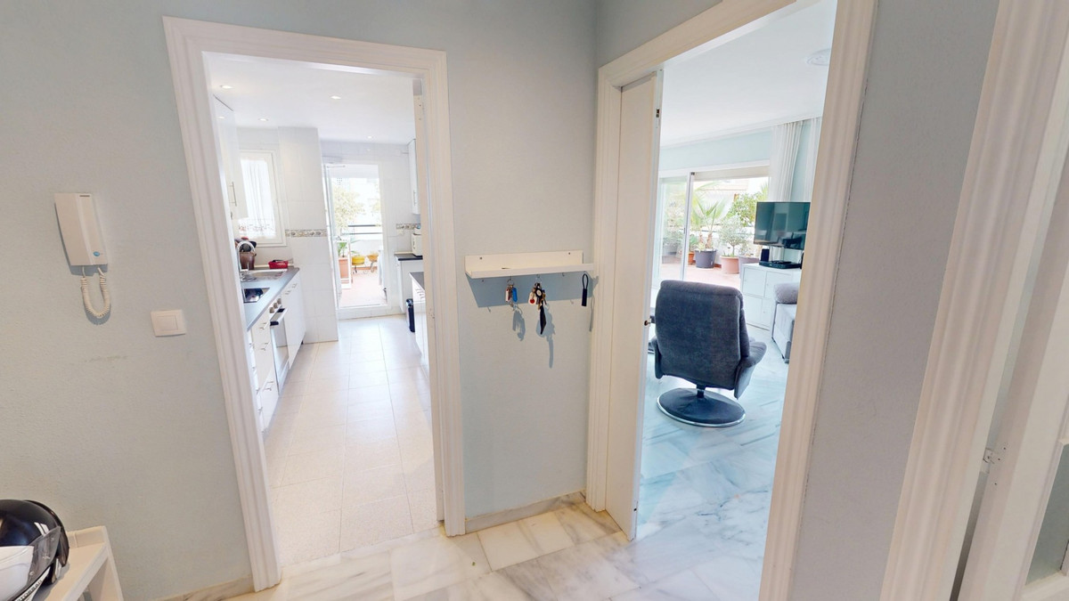 9ccf60f0385178fd6393351141e0e439 - 15