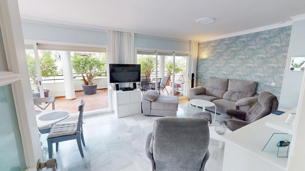 9ccf60f0385178fd6393351141e0e439 - 20