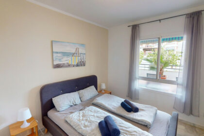 9ccf60f0385178fd6393351141e0e439 - 7