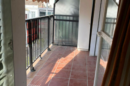 9cd1b6bfdfcc1a1c76619fcae6710622 - 14