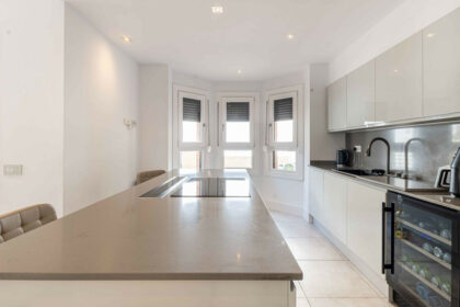 9d56d1a56d8497263d44601fb87822cb - 23