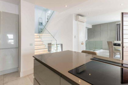 9d56d1a56d8497263d44601fb87822cb - 25