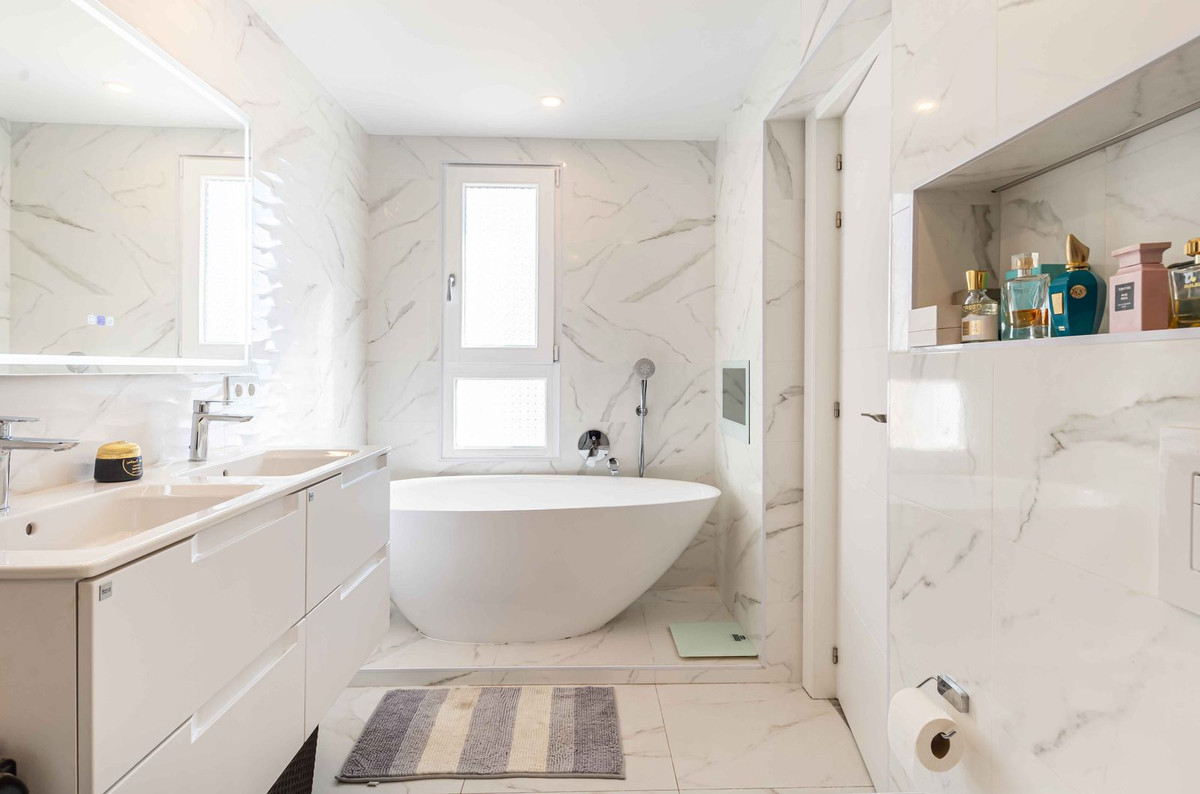 9d56d1a56d8497263d44601fb87822cb - 29