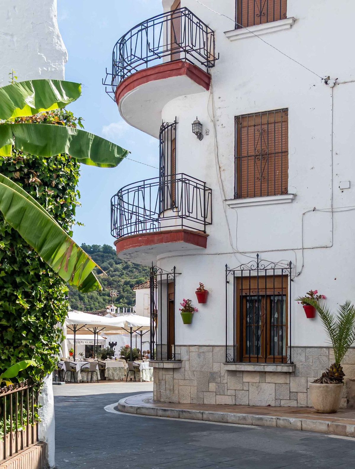 9d56d1a56d8497263d44601fb87822cb - 44