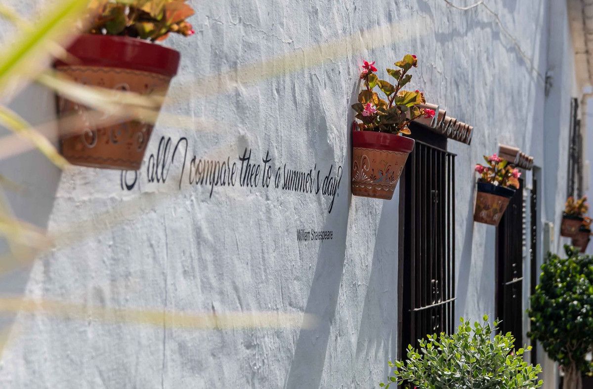 9d56d1a56d8497263d44601fb87822cb - 46