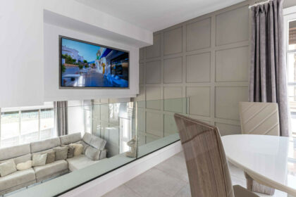 9d56d1a56d8497263d44601fb87822cb - 7