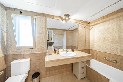 9d61c335db09150999d2166d61fe2bfc - 23