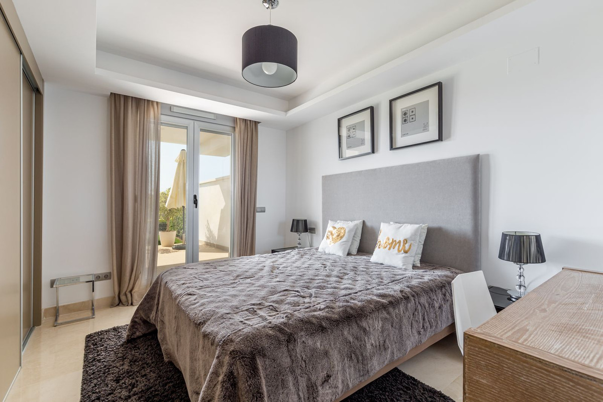 9da5d1fd8d2b73b4067c3a19d380fde0 - 10