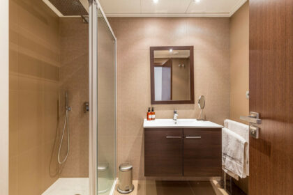 9da5d1fd8d2b73b4067c3a19d380fde0 - 11