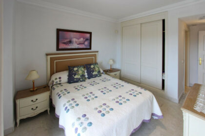 9dc54b37b18b8421fc5693869954845b - 13