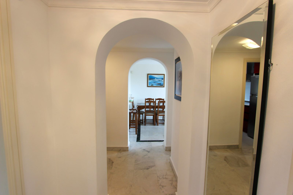 9dc54b37b18b8421fc5693869954845b - 15