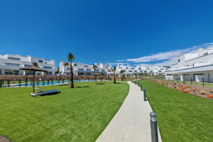 9dcca4d3422fde42ff0ebbbbdff99391 - 13