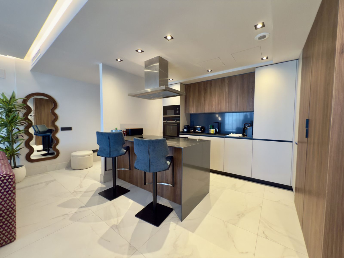 9de4468f8ed25f2602a3db6c1cfc5b6d - 14