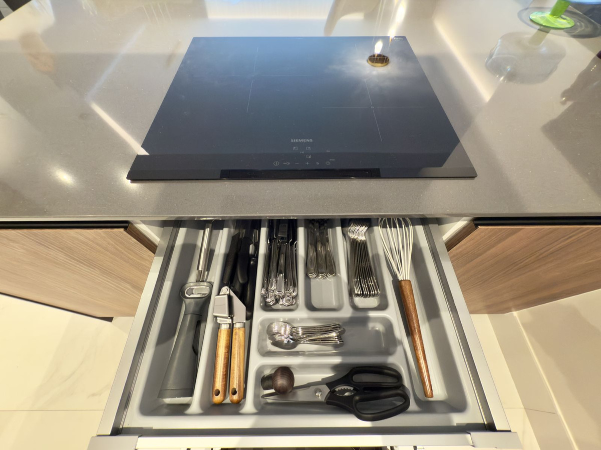 9de4468f8ed25f2602a3db6c1cfc5b6d - 16