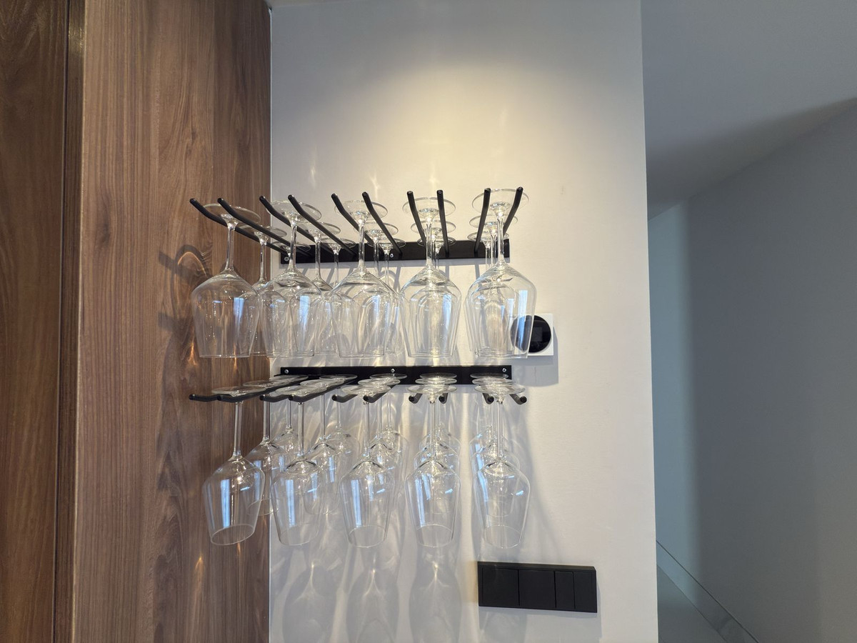 9de4468f8ed25f2602a3db6c1cfc5b6d - 18