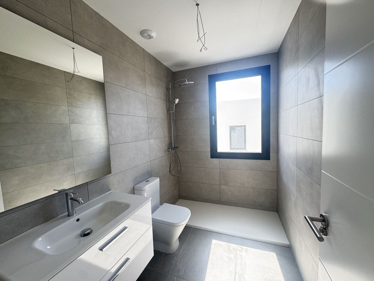 9dfa7af43864a576935bdb989e4c59ad - 3